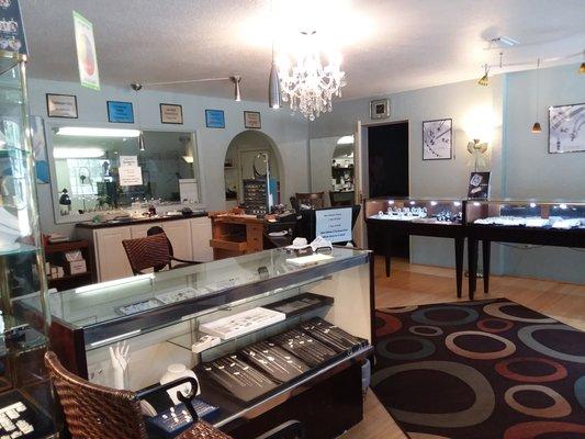 Valencia Jewelers