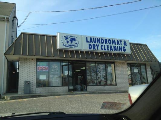 Laundry World Laundromat & Dry Cleaning