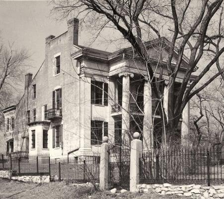 The Chatillon-DeMenil Mansion