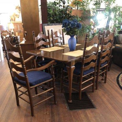 Gently Used Dining Table & Chairs w/ Pads