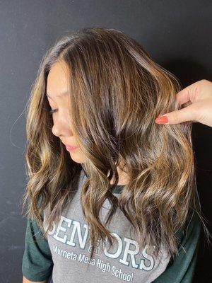 Caramel soft balayage