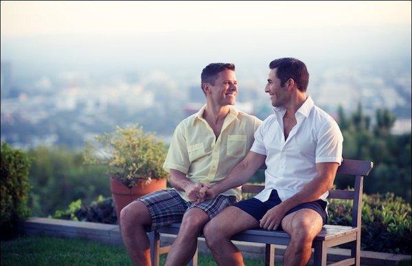 We support gay men in couples therapy