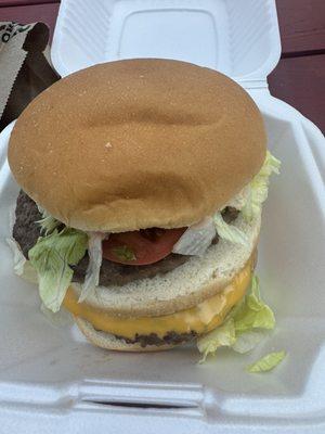 Royal burger - has 2 patties, cheese, pickles, tomatoes, lettuce