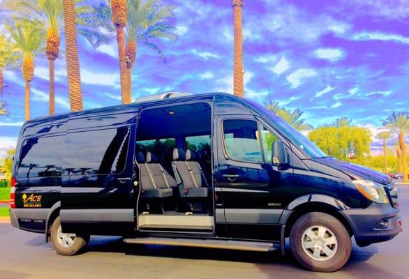 Mercedes Sprinter 2016 (14 passengers + huge cargo space)