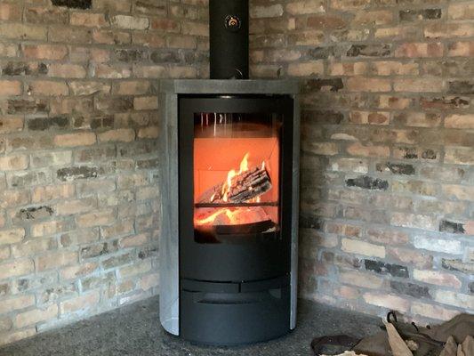 Freestanding woodstove