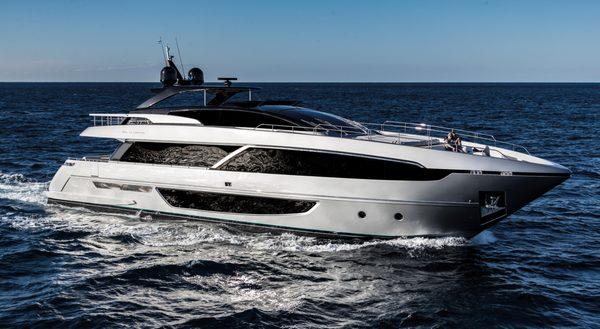 2019 100' Riva Corsaro