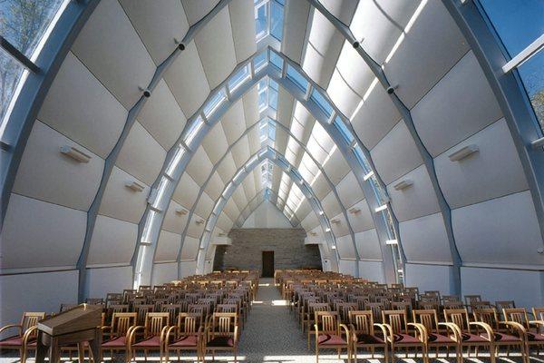 Interior White Chapel @ Rose Hulman Institute of Technology.