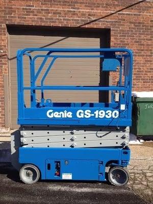 RECONDITIONED 19' Scissor Lift