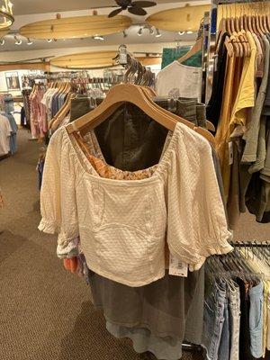 Cute beige top!