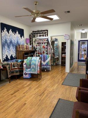 Hidden Treasures Quilt Shop