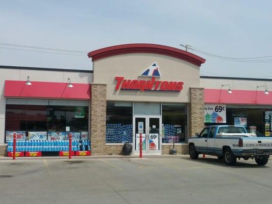 the front of Thornton's of Champaign on S Mattis Avenue