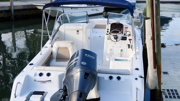 21' Dual Console Rental Boat