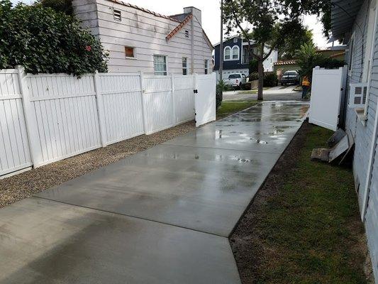 Linda H.- Long Beach, CA - Residential Driveway