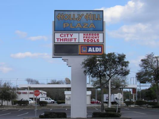 Holly Hill Plaza