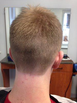 Short men hair style, Back