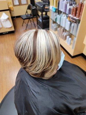 Beautiful highlights and cut!