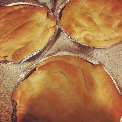 Vegan Veggie Pot Pies enough for 3-4 people with a side for only $25 and it's Organic wow