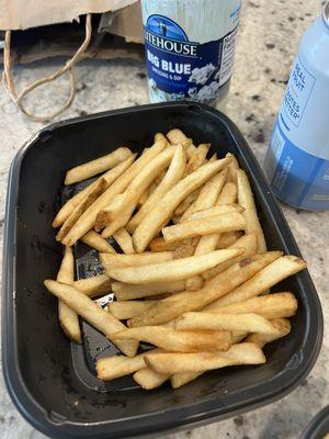 Trash fries and I had to have them remade because they were soggy and cold.