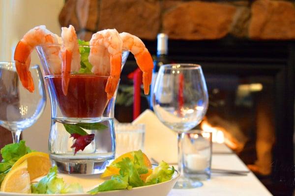 Shrimp Cocktail with Live Fish