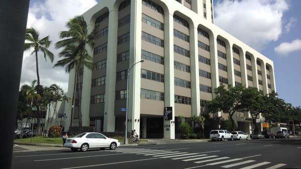 Conveniently located in Honolulu, on King and Akoko St. Our offices are on the 3rd floor.