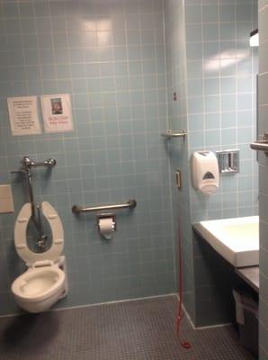 Patient prvt bathroom