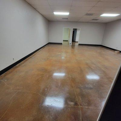 Polished concrete acid stain.