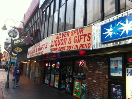 Silver Spur Liquor & Gifts.