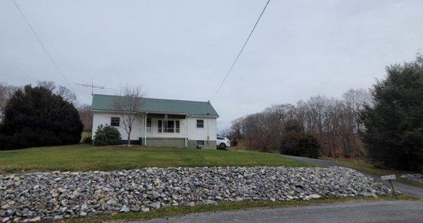 18169 Limestone Road
SOLD