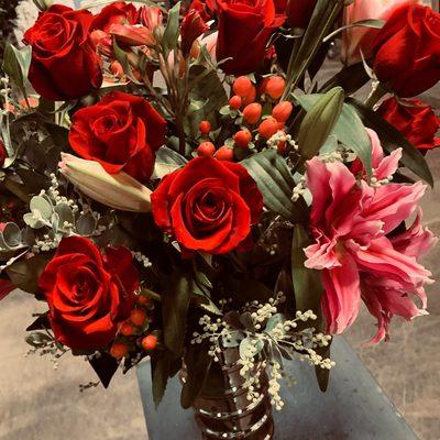 Valentine's Day arrangements available for pickup or delivery! Visit website to place your order!!