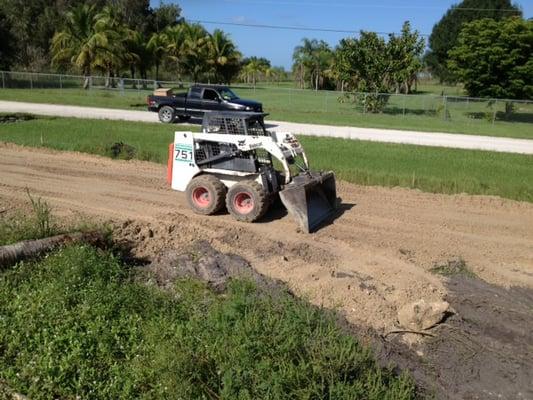 Bobcat back grading