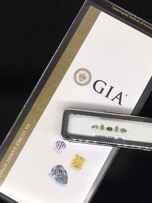 Colored Diamonds with GIA certificate