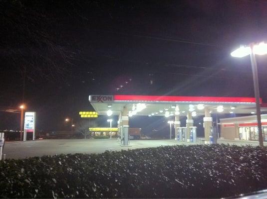 Hendersonville Exxon