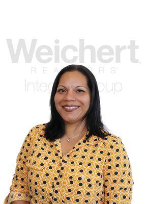 Yaritza Ortiz - Weichert Realtors