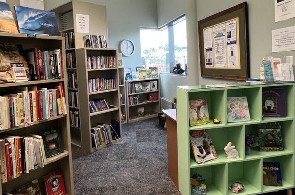 Cardiff Library Friend's Book Nook