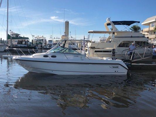 2001 Boston Whaler 28' Conquest Boat For Sale