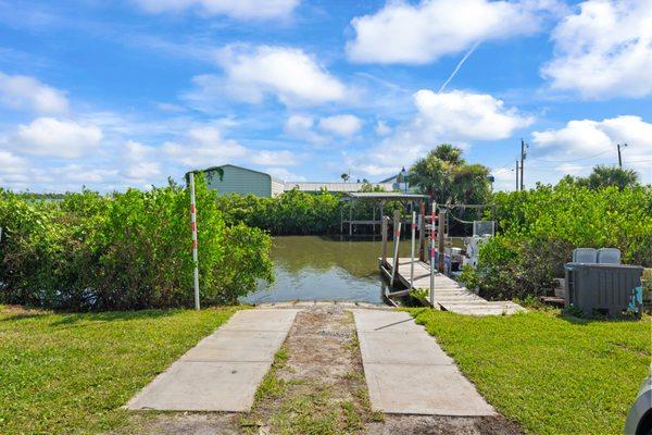 Boat ramp. Free use for all cabin guests.