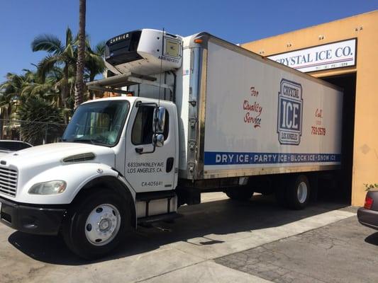 Ice Delivery in Los Angeles by Crystal Ice.