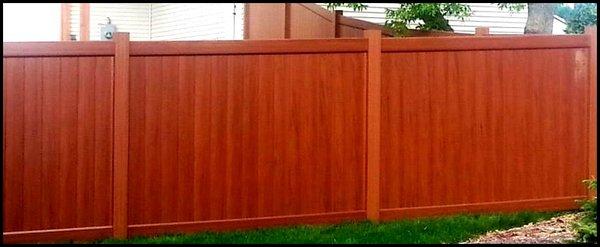 Fence World of Milwaukee- Backyard privacy fencing