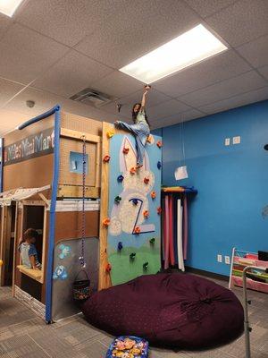 2 Rock climb walls