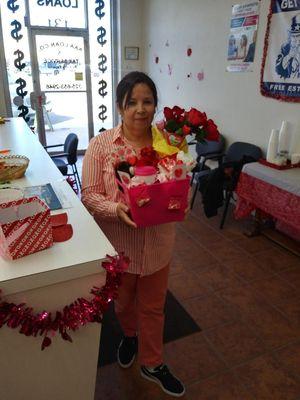 Winner of our Basket giveaway for Valentines Day!
 Congrats Bernice!!!