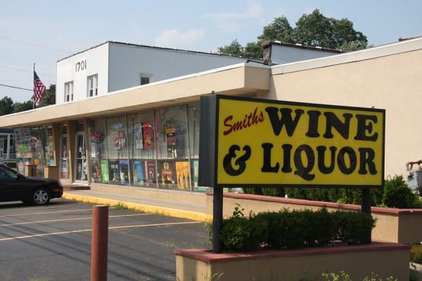 Smiths Wine & Liquor from Central Ave view