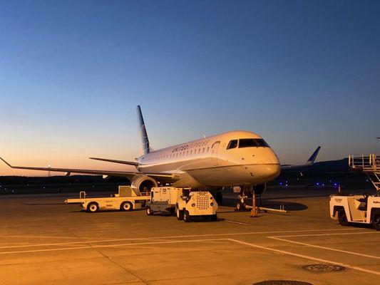 Early morning flight to Denver on this E175