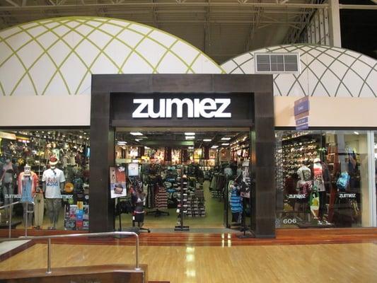 Zumiez