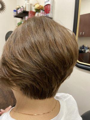 Short bobs for women