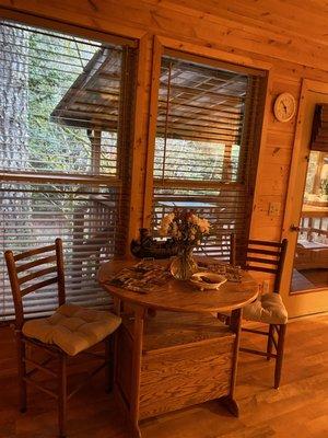 Cabin 3 - dinette