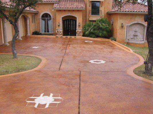 Stain & Engraved driveway