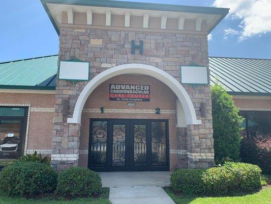 Front View Of Advanced cardiovascular care center Houston, Texas office