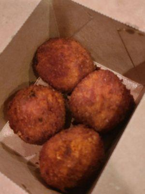 Fried risotto balls