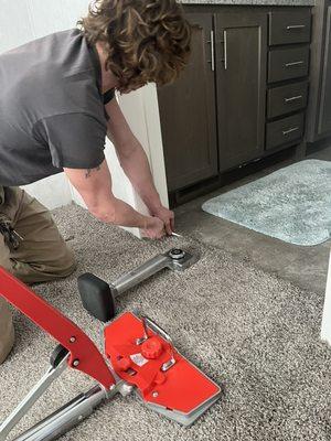 Carpet Stretching and Reinstallation