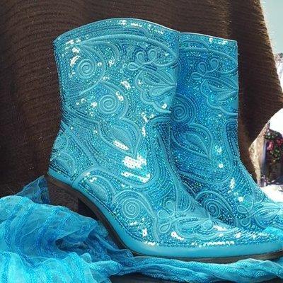 Glitter boots that won't break the bank!